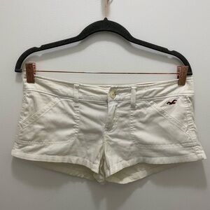Hollister Women's White Shorts